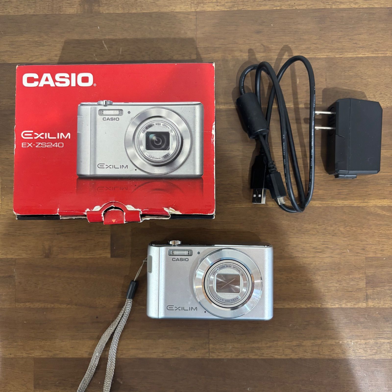 CASIO EXILIM EX-ZS240 シルバー デジカメ コンデジ 動作未確認