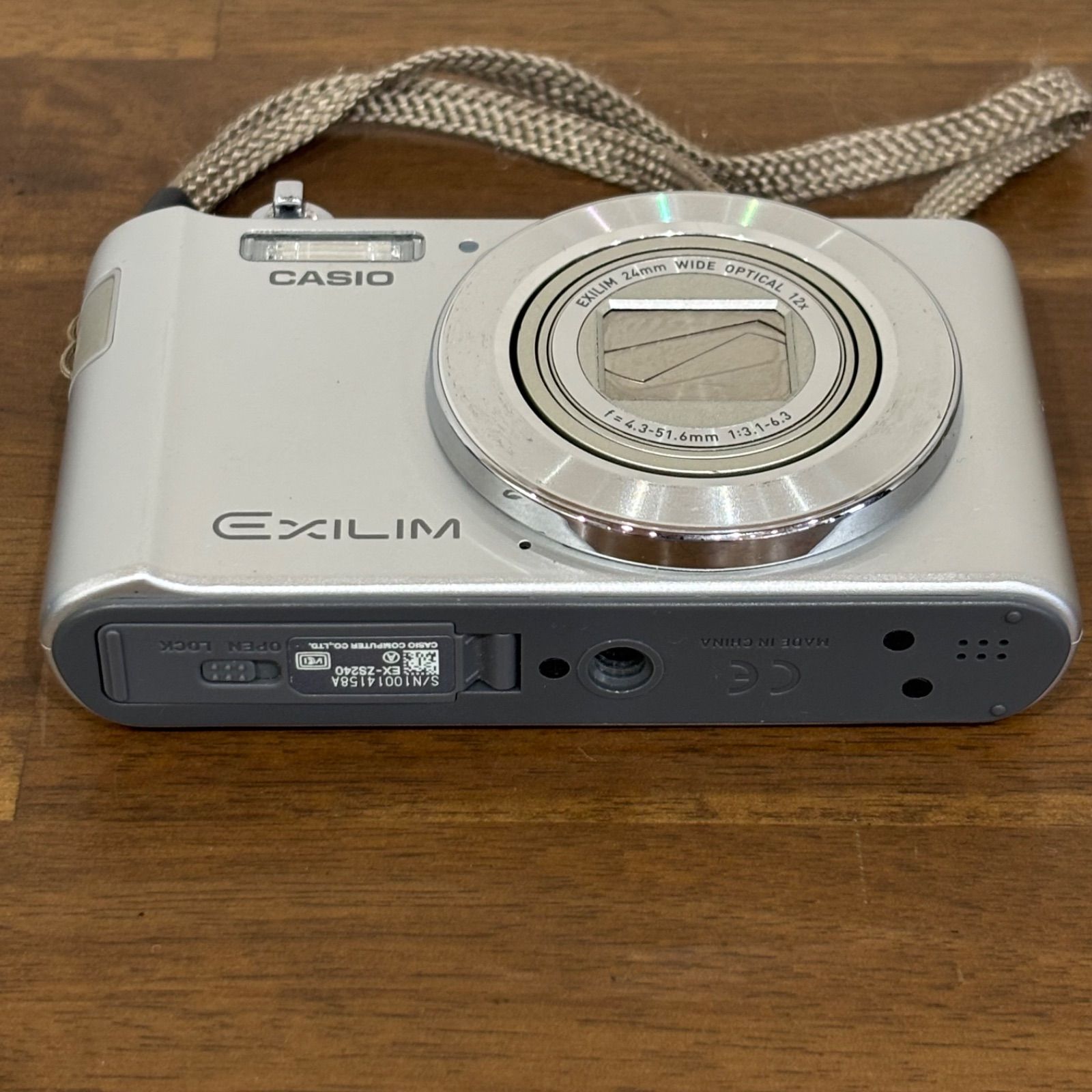 CASIO EXILIM EX-ZS240 シルバー デジカメ コンデジ 動作未確認