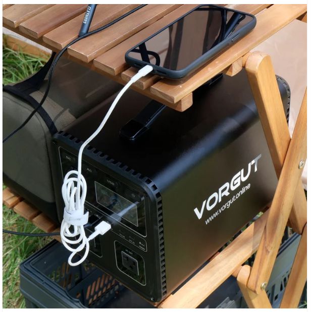 #2275【新品】700W ポータブル電源 700W 大容量 VORGUT 黒 ブラック
