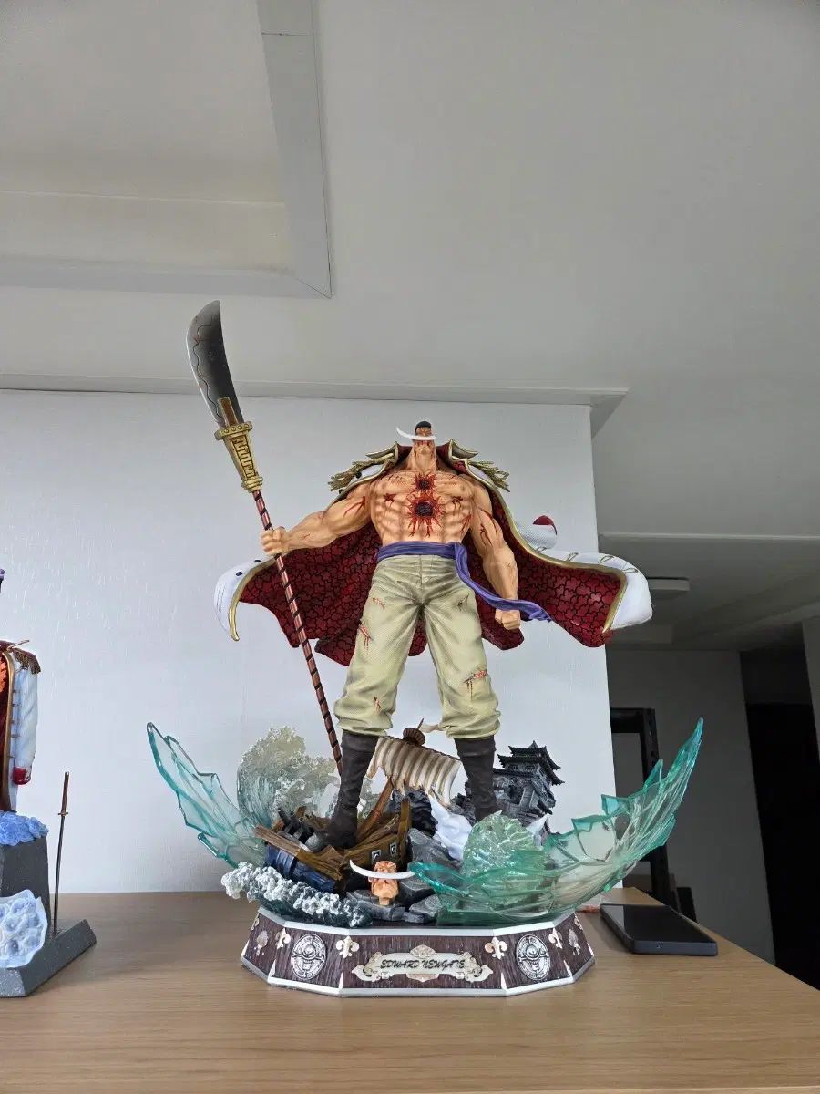 PT スタジオ ONE PIECE EX 白ひげ レジン フィギュア