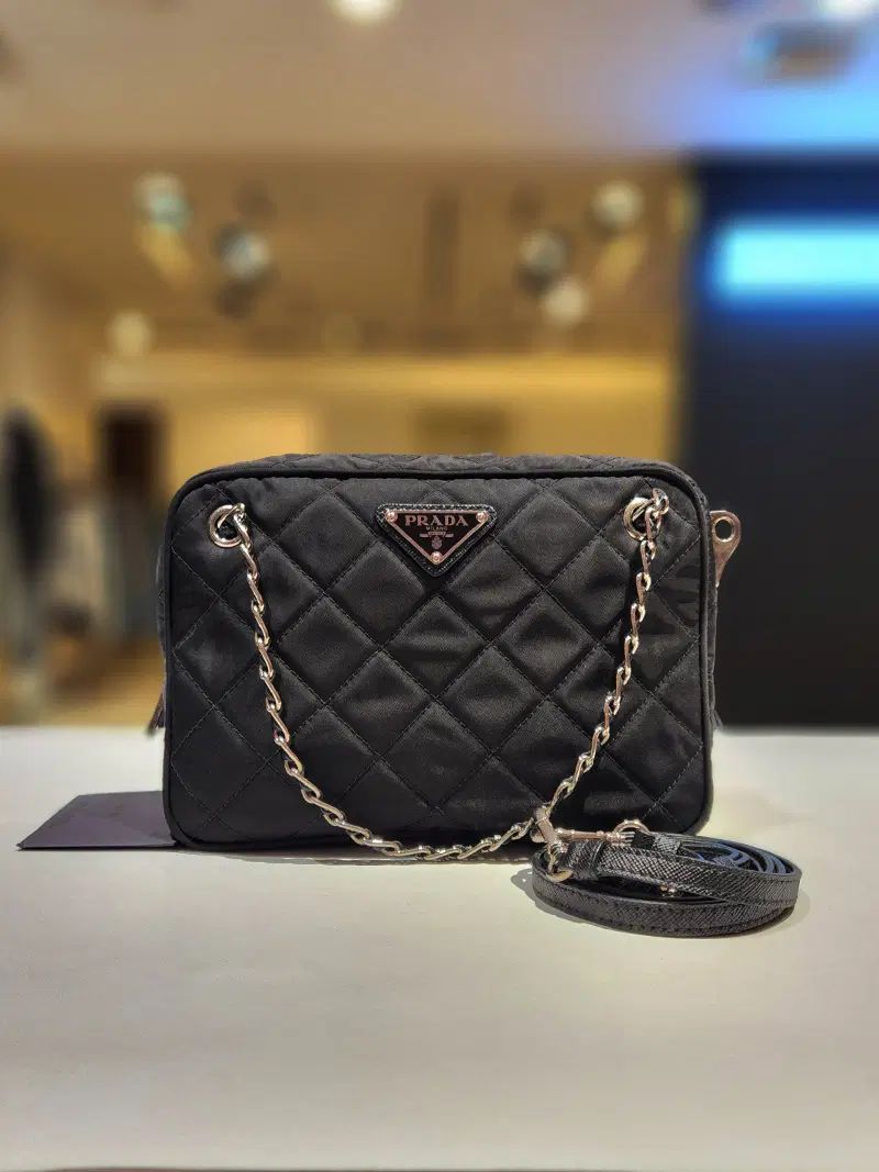 PRADA テスート ナイロン キルティング チェーン ショルダーバッグ 1BH910