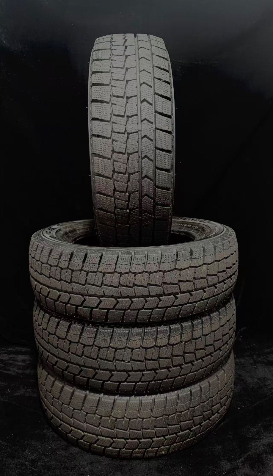 25年製　中古タイヤ4本セット　ダンロップ　175/65R14 82Q 8分山　スタッドレスタイヤ　T-242