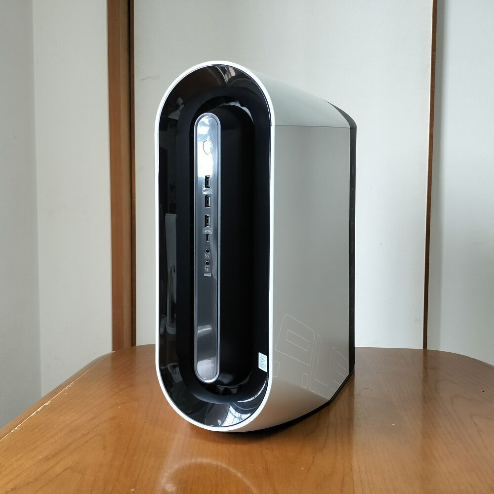 新品同様 ゲーミングPC DELL ALIENWARE AURORA R11 第10世代 Core i7-10700KF 32GB RTX 2080 Super Wi-Fi 7搭載　NVMe SSD 1TB（新品）搭載！