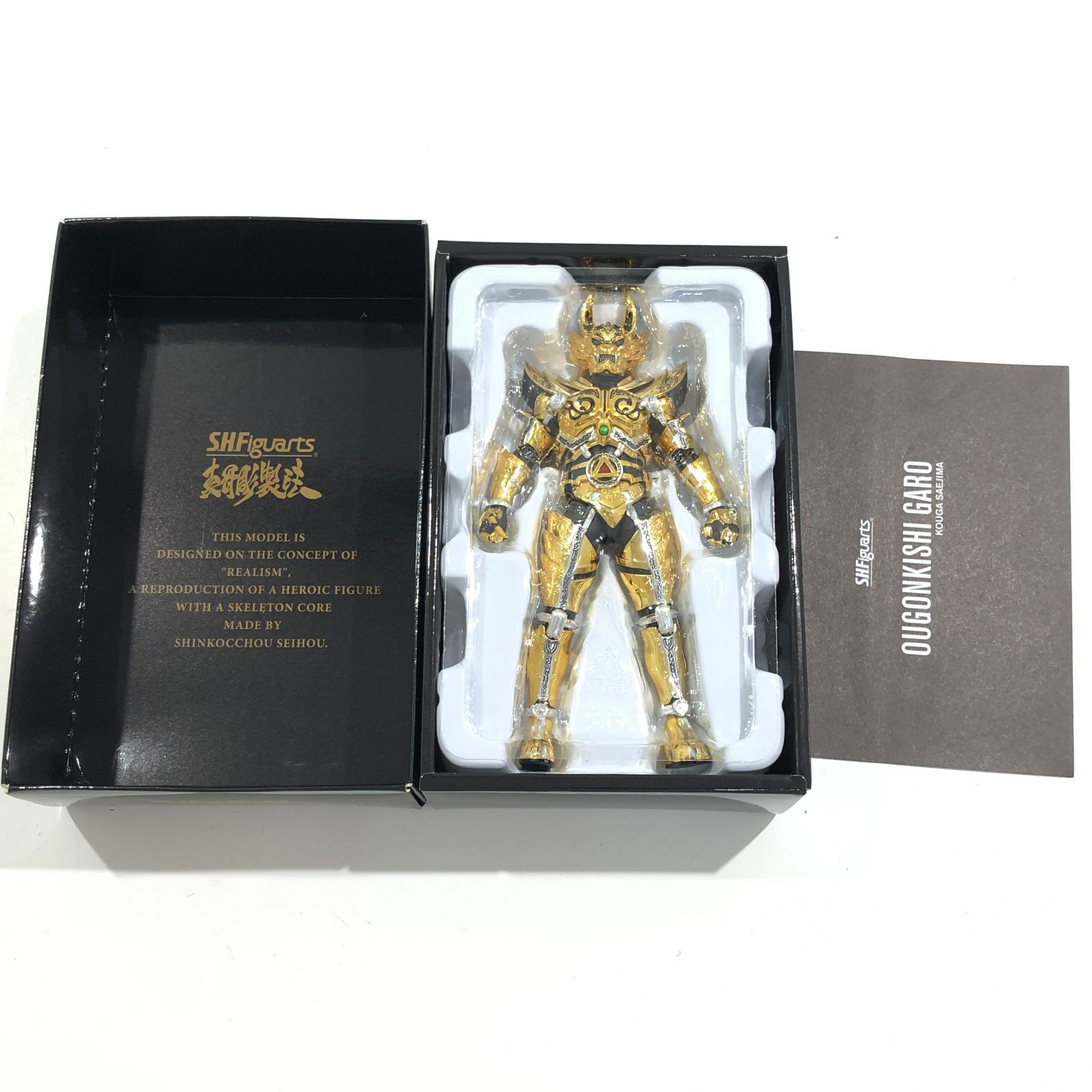https://assets.mercari-shops-static.com/-/large/plain/2JVECuscHLcfxabR3xE6MA.jpg@jpg