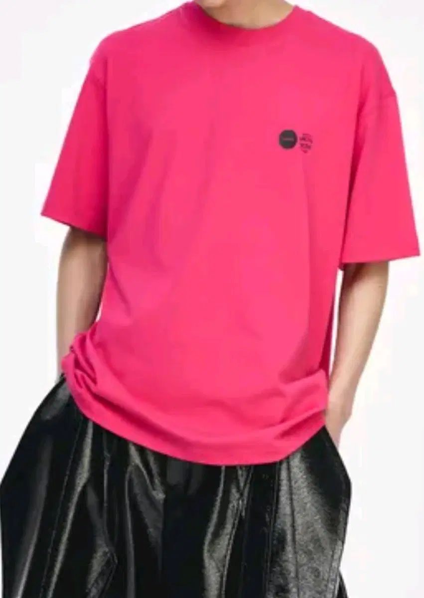 ソンジオ・オム コレクション SONGZIO X ASSC Tシャツ ピンク