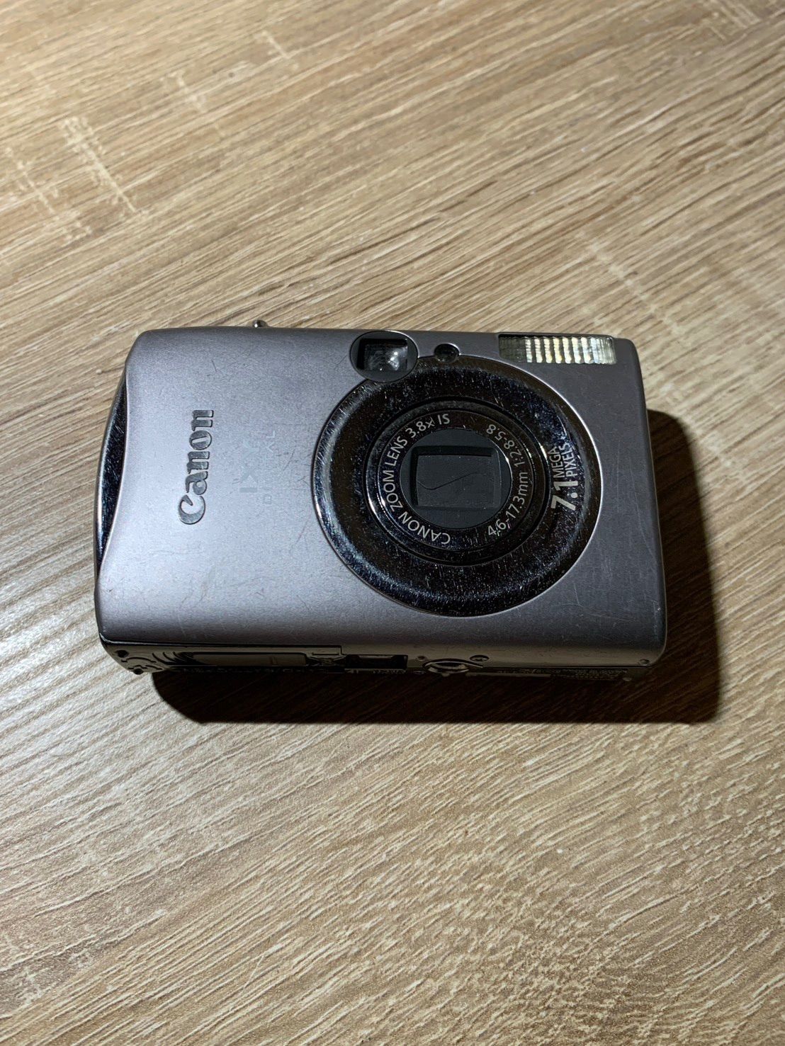 3059 Canon IXY DIGITAL 900 IS SILVER JUNK PRODUCT DIGITAL CAM [CO]