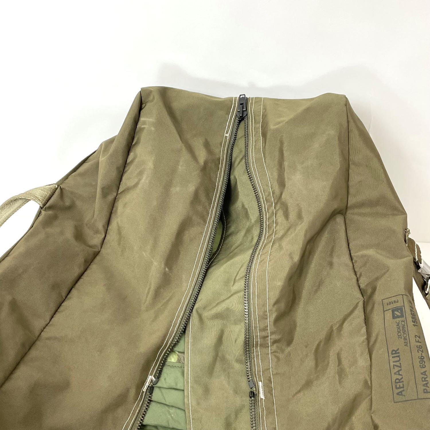 フランス軍 AERAZUR パラシュートバッグ 65L 樹脂製ジッパー