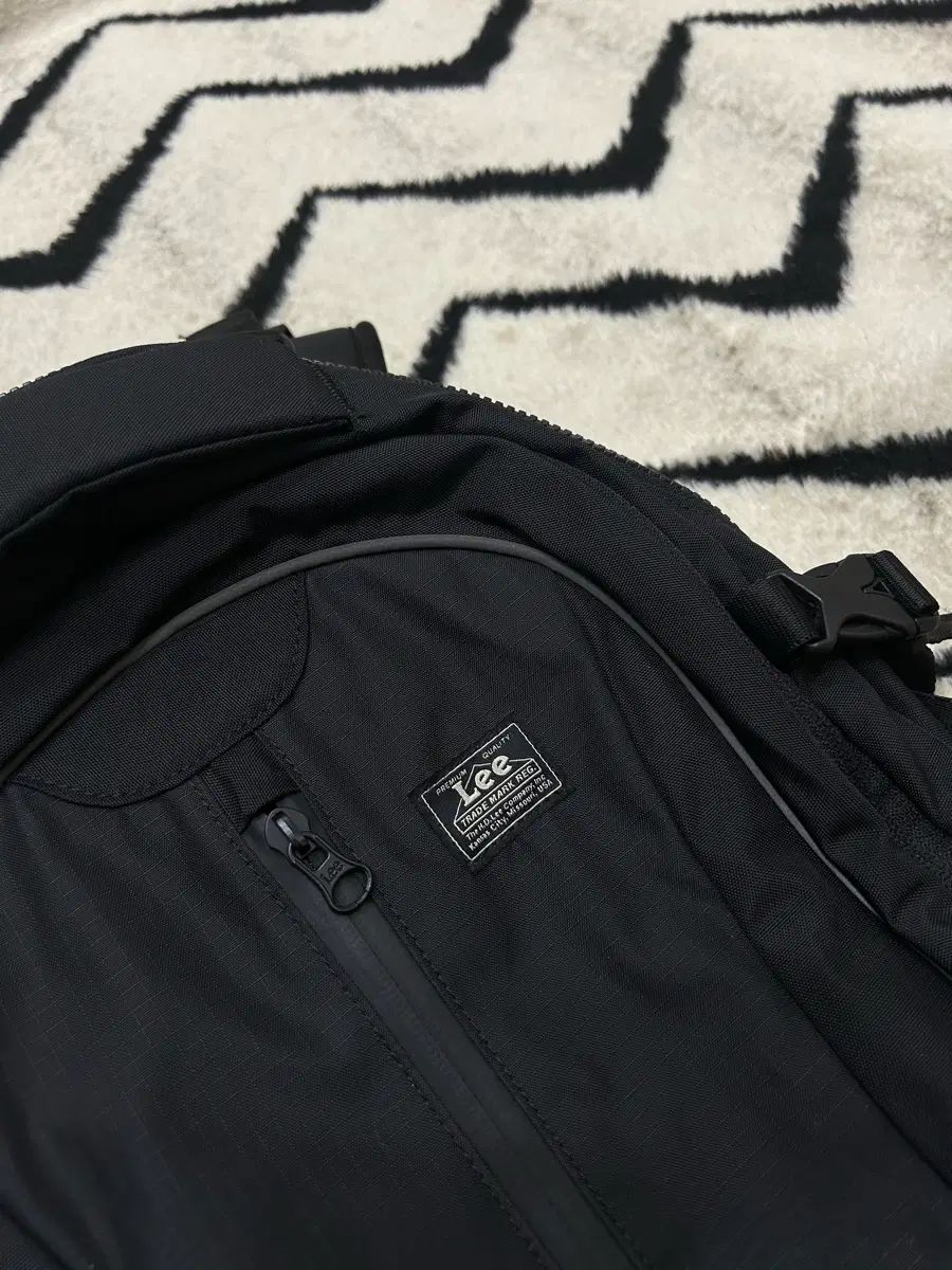 Lee ロビックエア バックパック/ブラック 7,294円