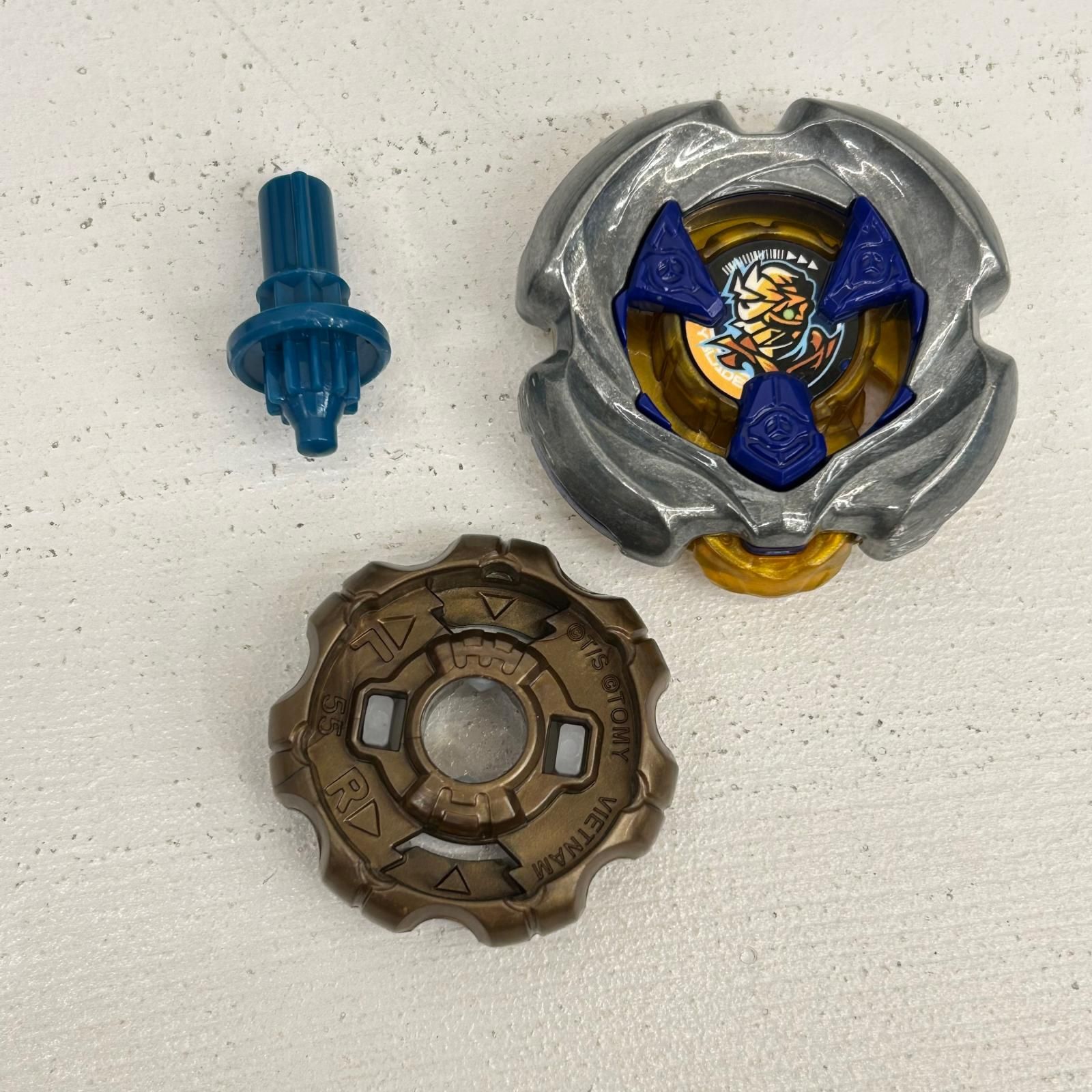 マミーカース7-55W２個セット未使用品ベイブレードX イオン広店】 マミーカース7-55W ベイブレードX BEYBLADE X 【724