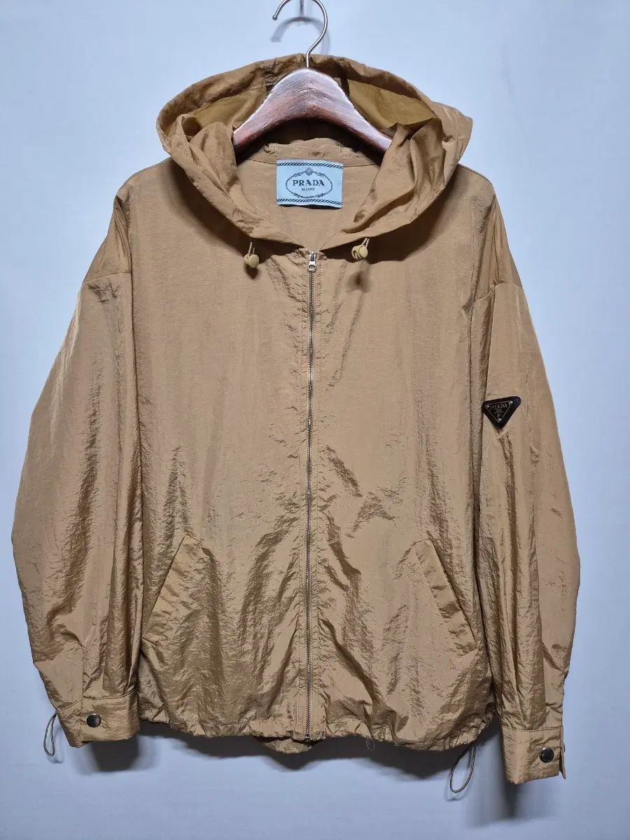 PRADA フード ウィンドブレーカー ジャケット ベージュ 66 6,454円