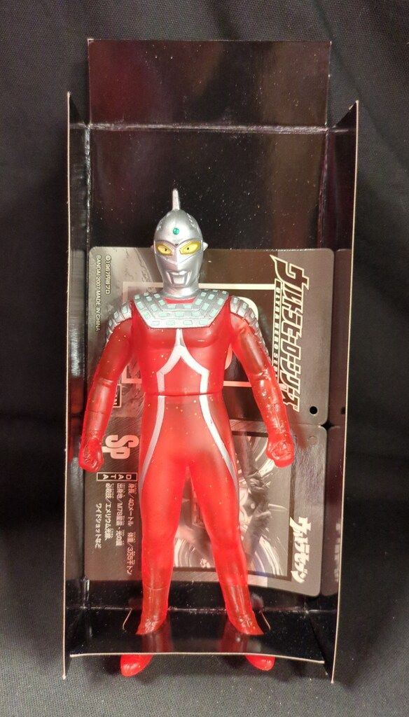 バンダイ ウルトラヒーローシリーズ ウルトラセブン クリアレッドラメ