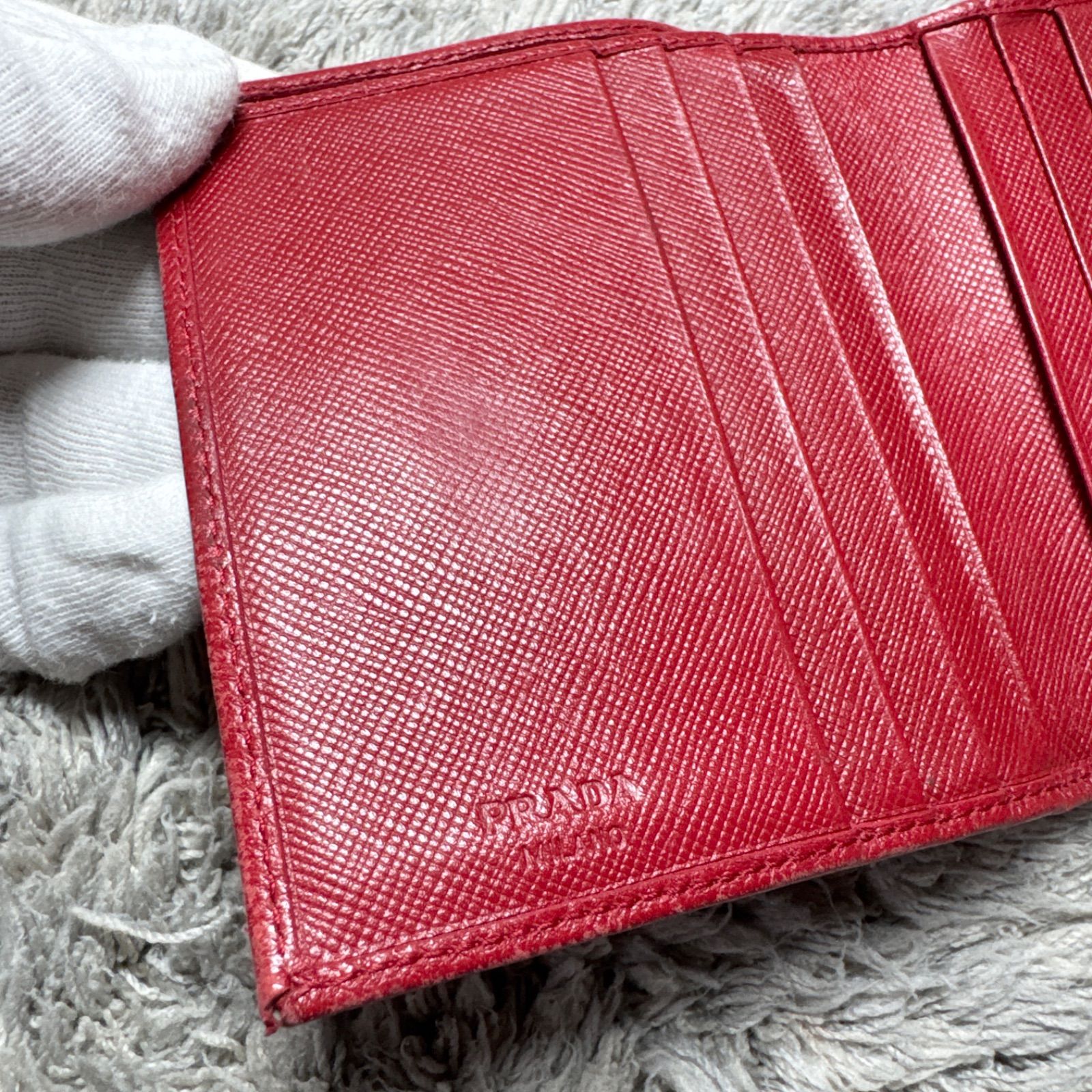 PRADA プラダ 二つ折り財布 サフィアーノレザー レッド シルバー金具