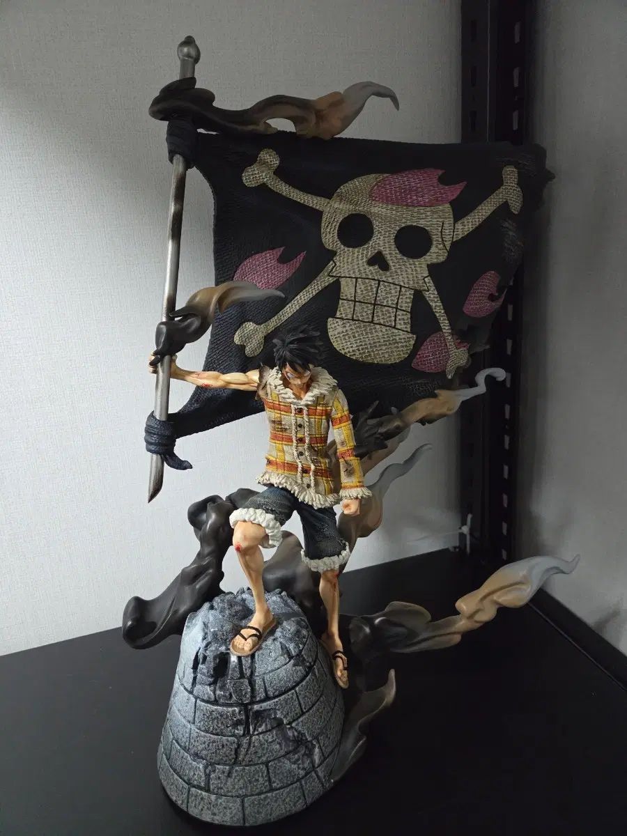 NAGAスタジオ ONE PIECE ルフィ レジン フィギュア 33,254円