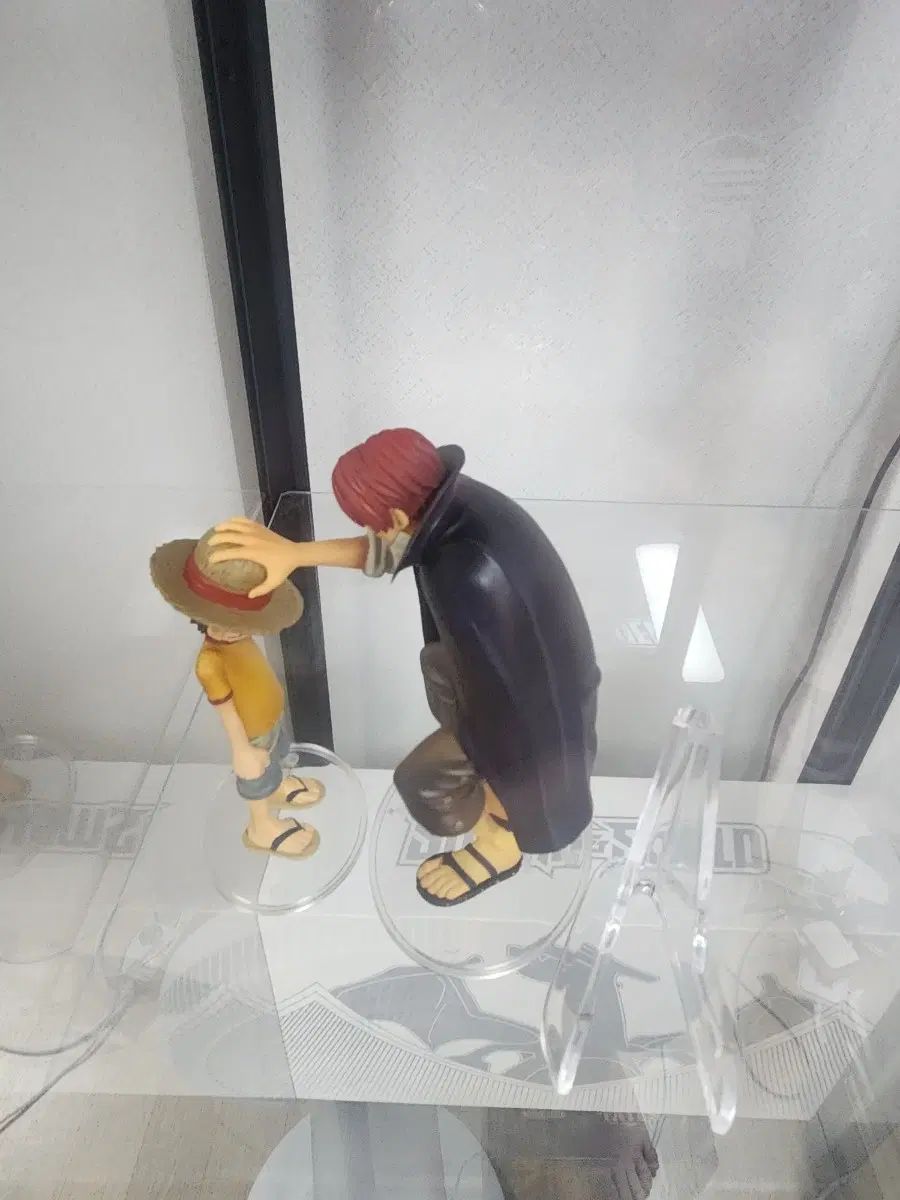 (開封良品)ドラマチックショーケース ONE PIECE シャンクス モンキー・D・ルフィ(ルフィ) フィギュア 出品 7,288円