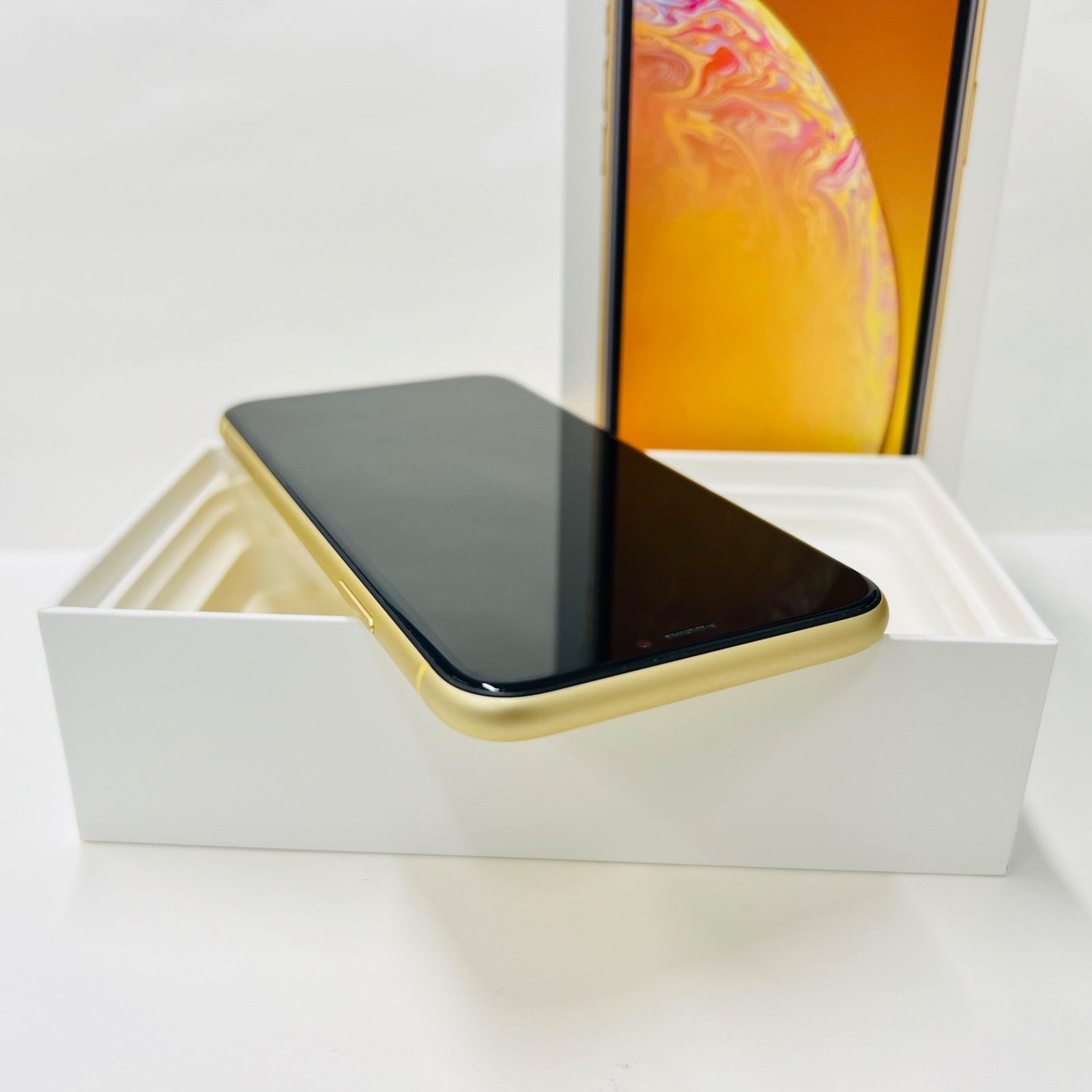 【SIMフリー・バッテリー98％】 iPhone XR 64GB ブラック ③ iPhone XR 64GB SIMフリー バッテリー98% ジャンク - メルカリ