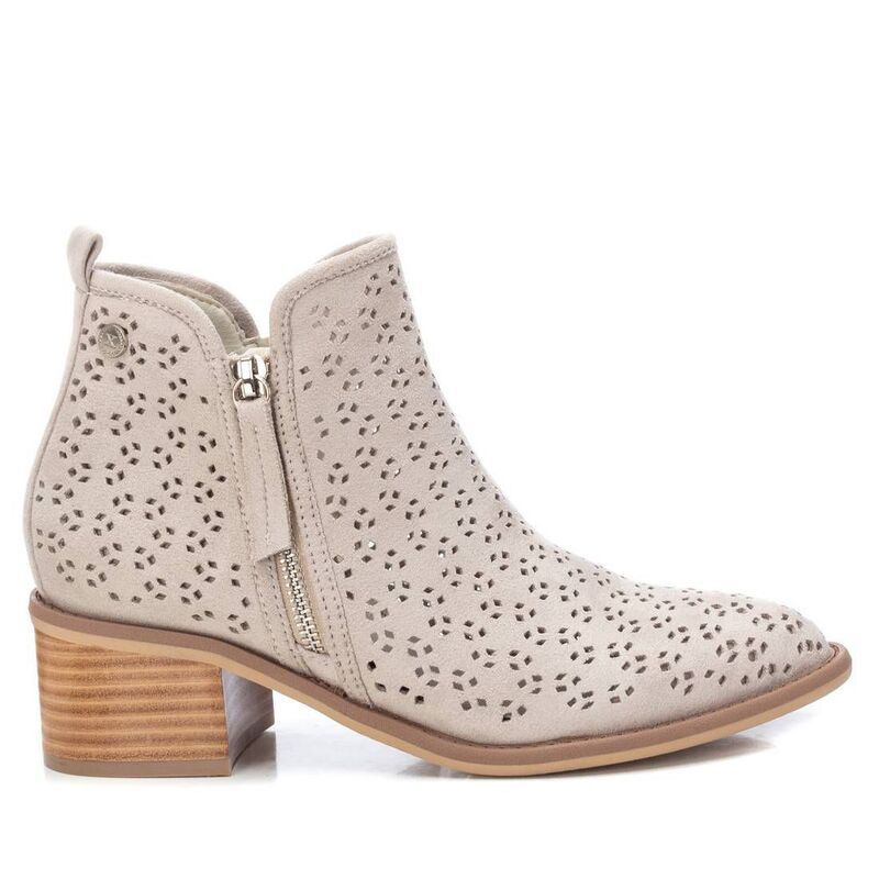 キシタイ レディース シューズ ブーツ・レインブーツ スエード アンクル Womensuede Ankle Booties By XTI 142255 Ice
