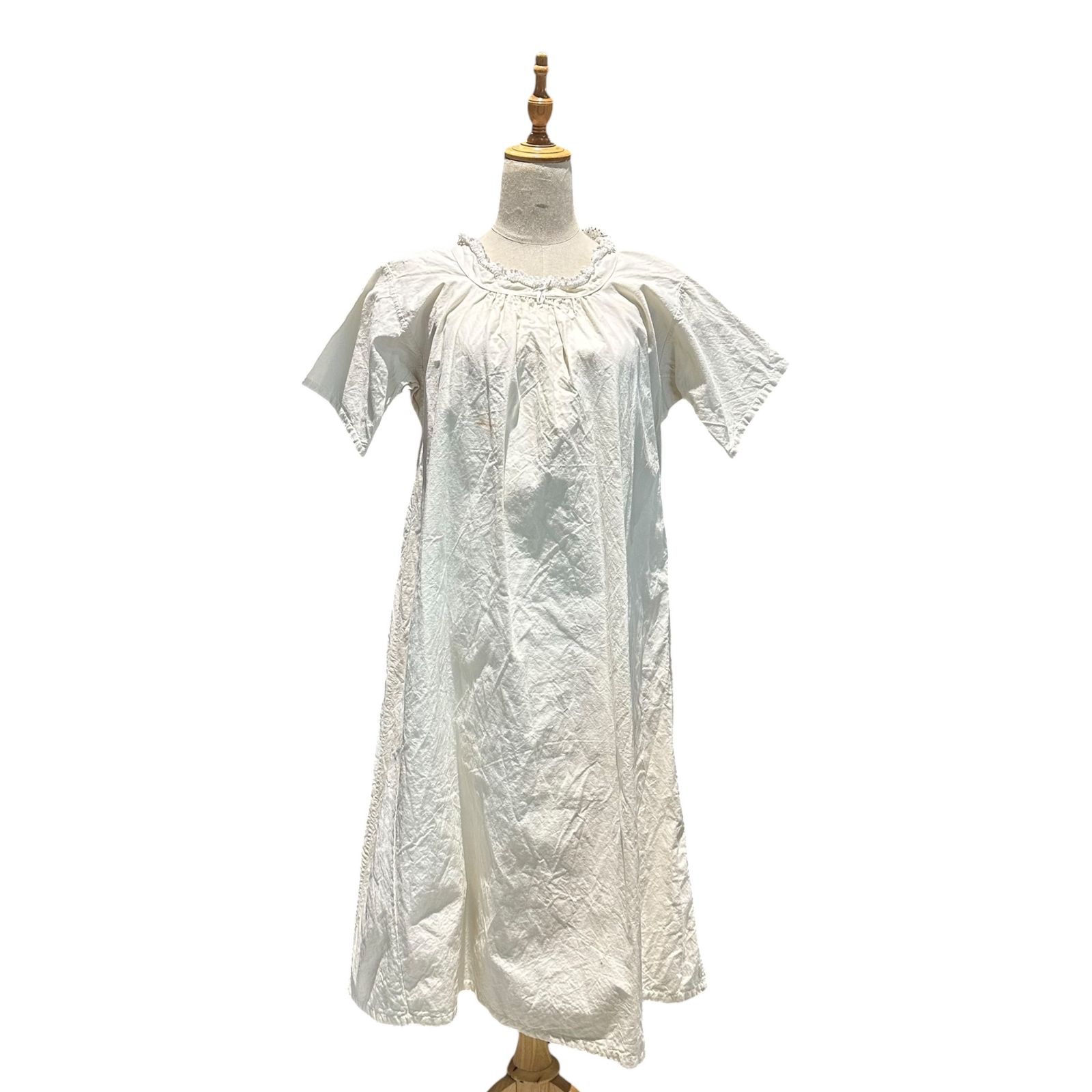 Euro antique(ヨーロッパアンティーク) 1920's~ thick cotton beige mini lace decorated onepiece 厚めコットンのミニレース装飾付きワンピース 表記無し(M~L程度) ベージュ 10,890円
