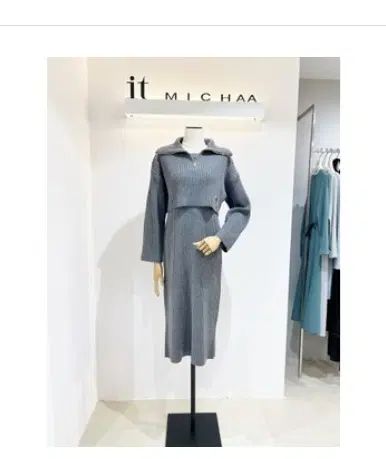希少 新品 マックスファクター ジェミネス ノーティシア パフューム