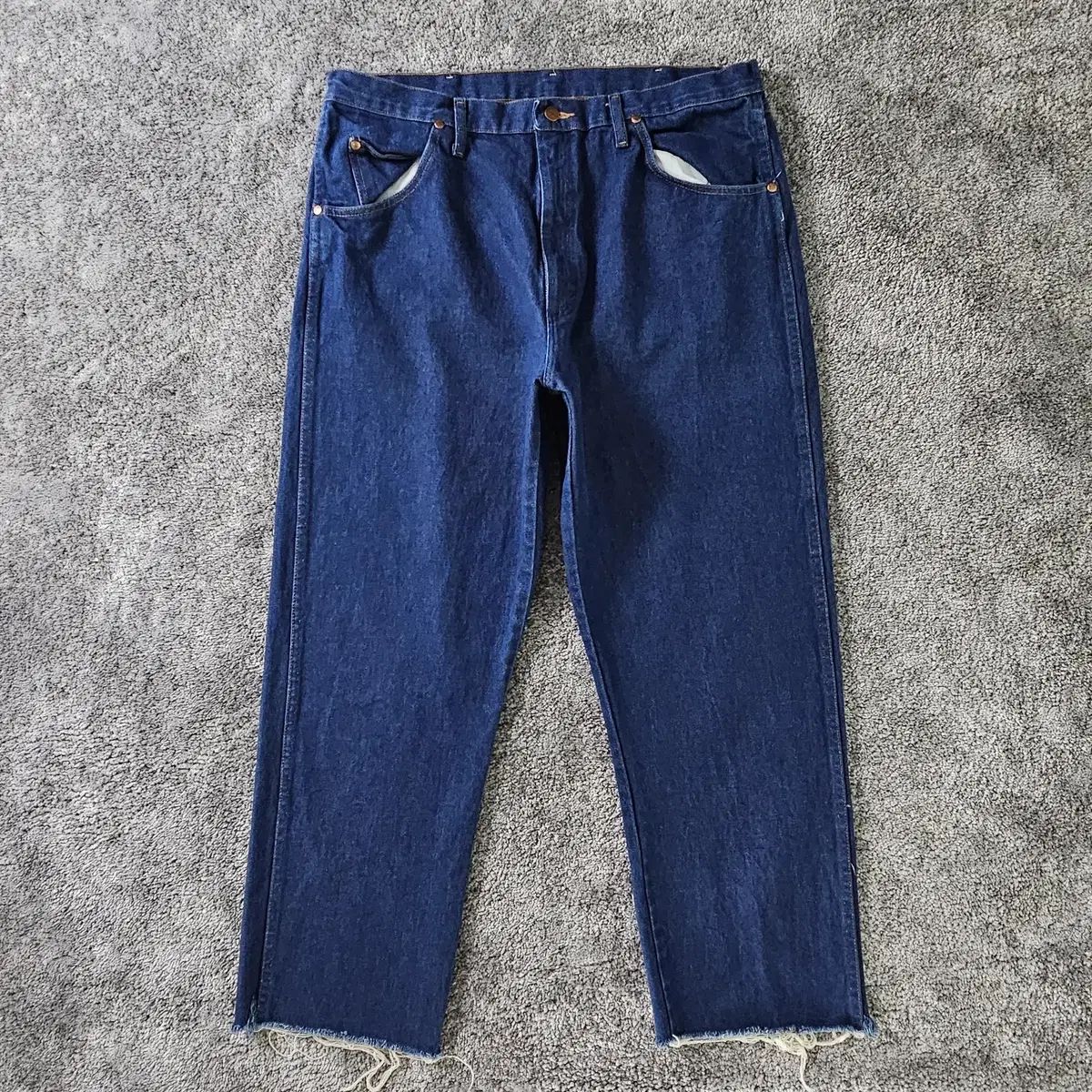 Wrangler デニムパンツ