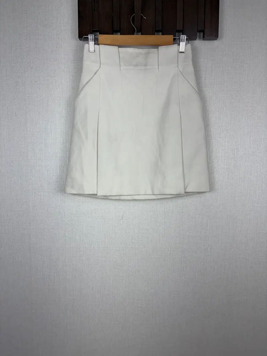 グッチ 正規品 白 スカート