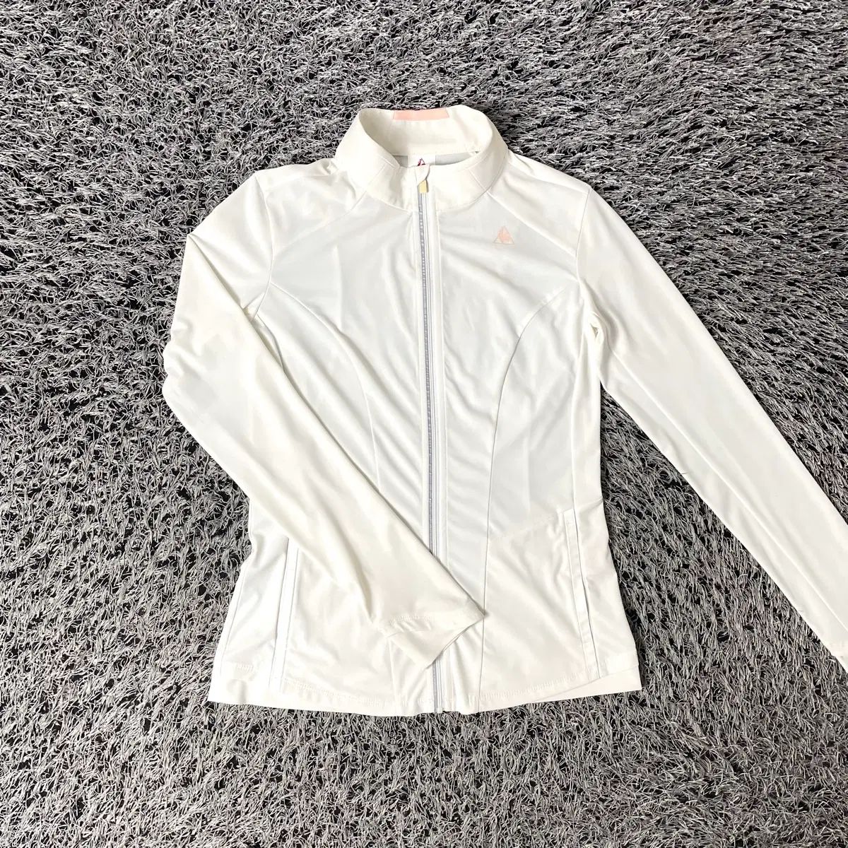 le coq sportif ルコックスポルティフ レディース WIND AND WISH ジャケット 7,055円
