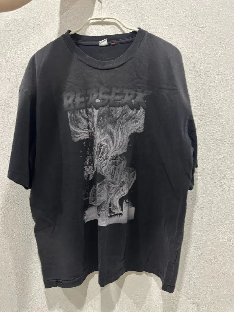 3 ポリテ루 ベルセルク バーサーカー Tシャツ