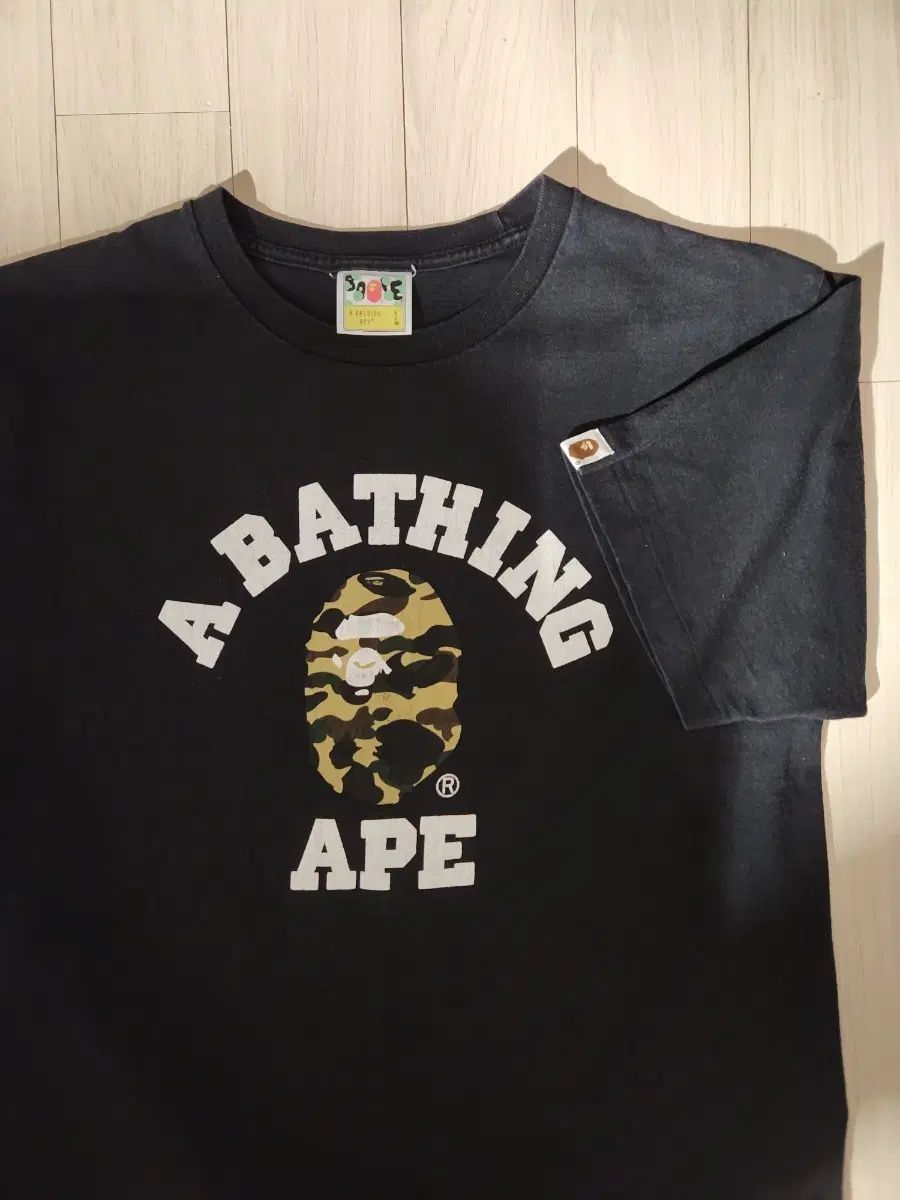 アベイシングエイプ カレッジ カモフラージュ Tシャツ L