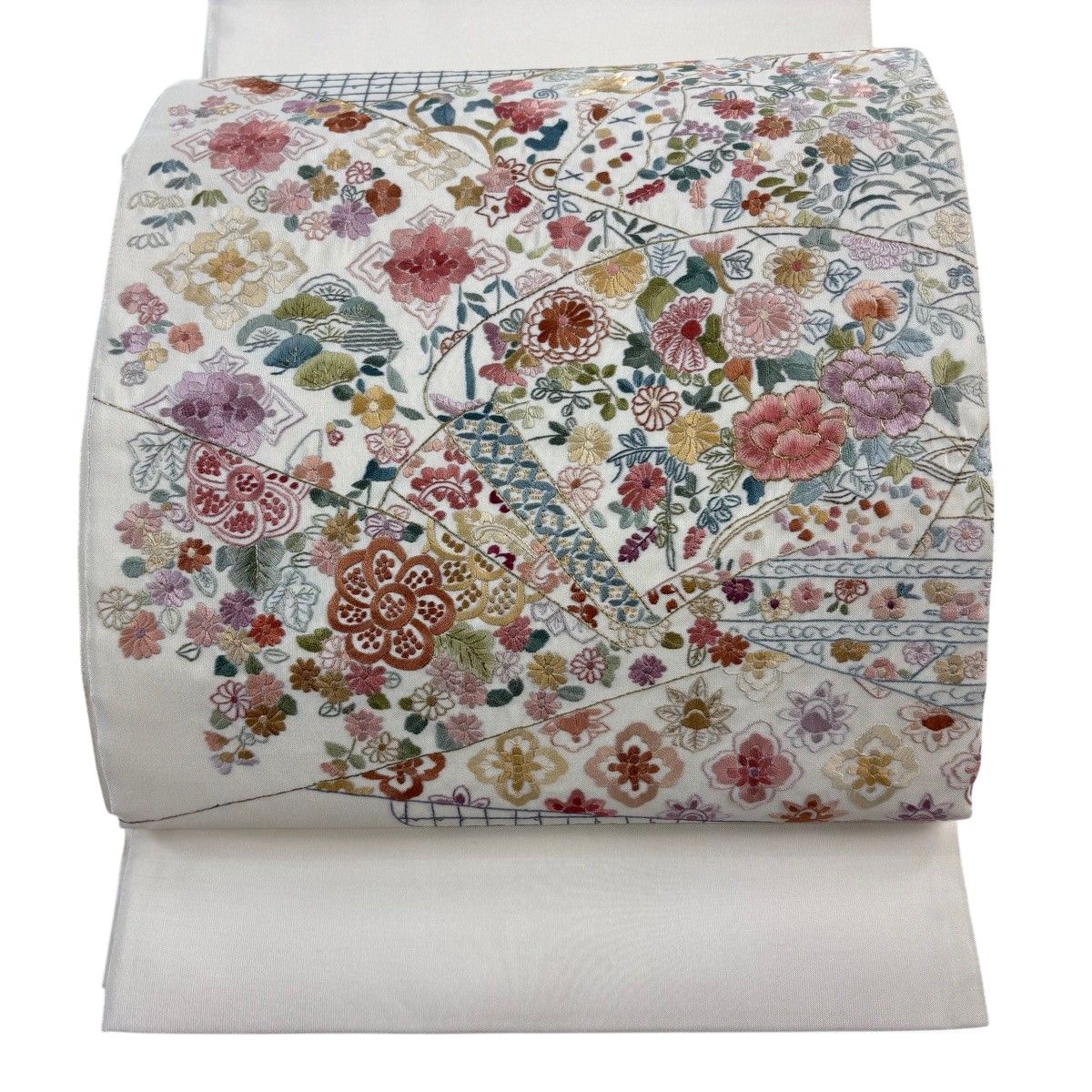 袋帯 名品 草花 刺繍 金糸 クリーム お太鼓柄 正絹 【中古】