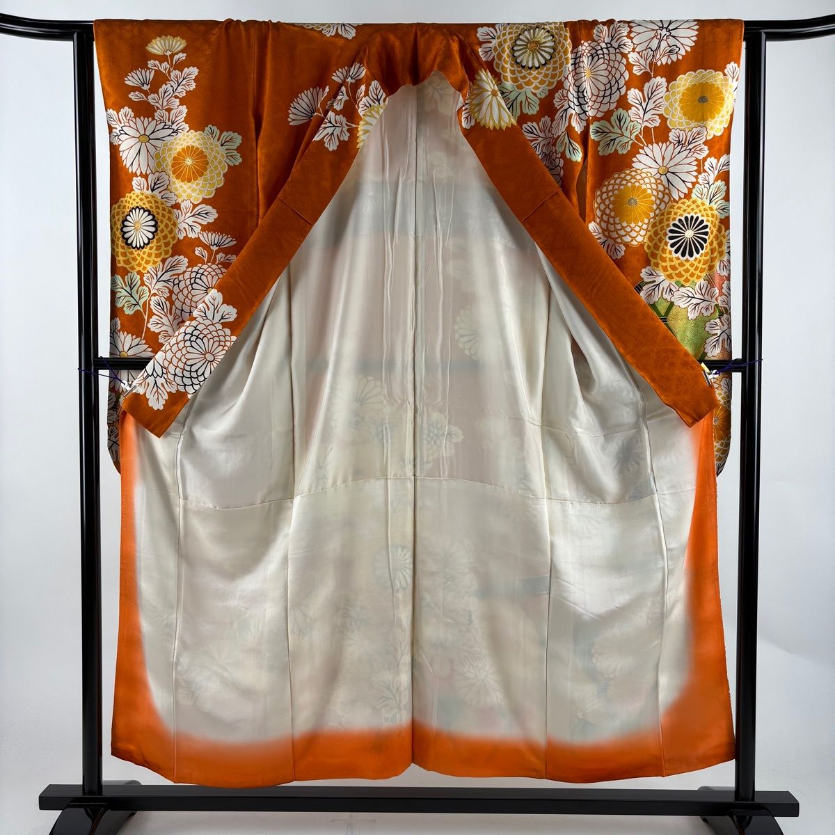【美品】 振袖 身丈153cm 裄丈63cm S 袷 菊 光悦垣 金糸 金彩 オレンジ 正絹 秀品 【中古】