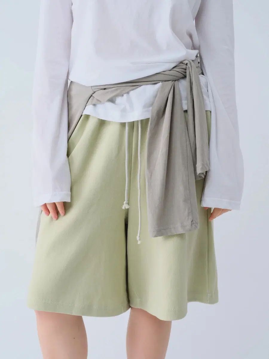 キャロルショーペ PIGMENT HALF PANTS IN PEA SOUP