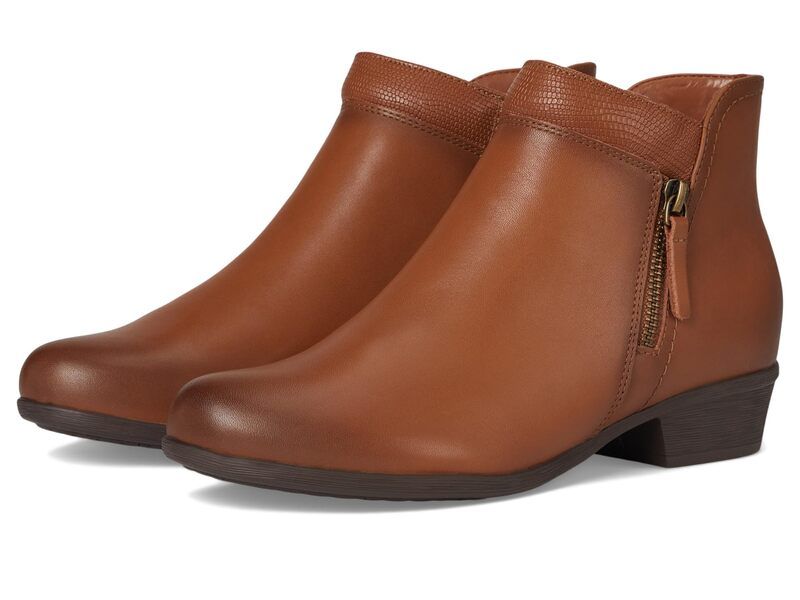 ロックポート レディース シューズ ブーツ・レインブーツ Rockport Carly Bootie Medium Natural