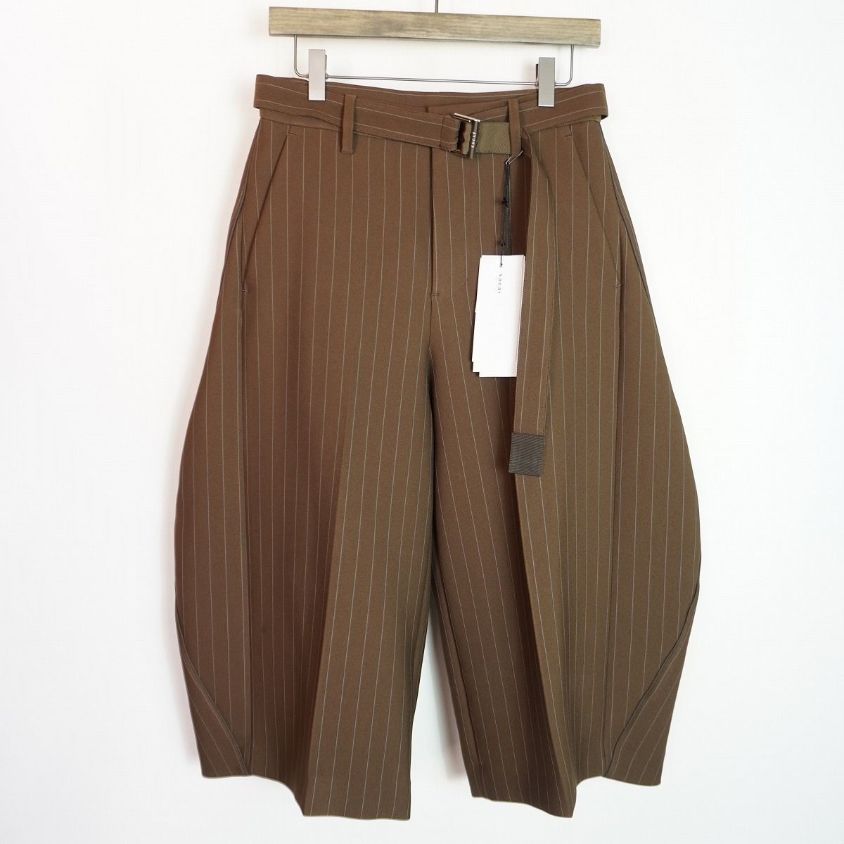 sacai ショートパンツ 新品 26SS SACAI サカイ 26-08369 カーブ ショート パンツ クロップド