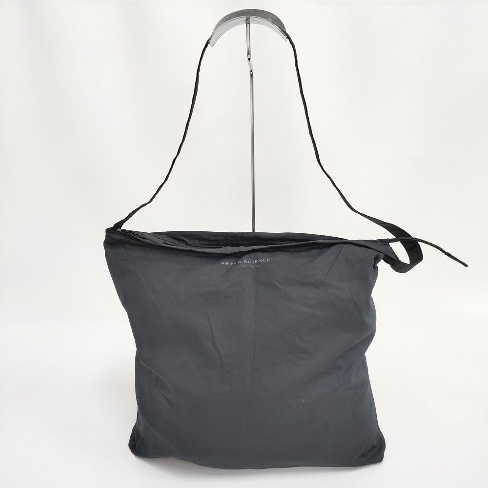 ARTS&SCIENCE Zipper shoulder bag 0222-AB171-0174 コットン ショルダーバッグ ブラック レディース アーツ&サイエンス【中古】6-0729G◎
