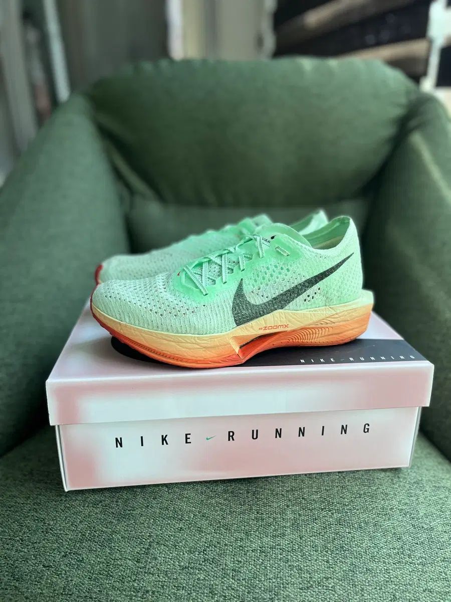 NIKE ヴェイパーフライ 3 キプチョゲ エディション