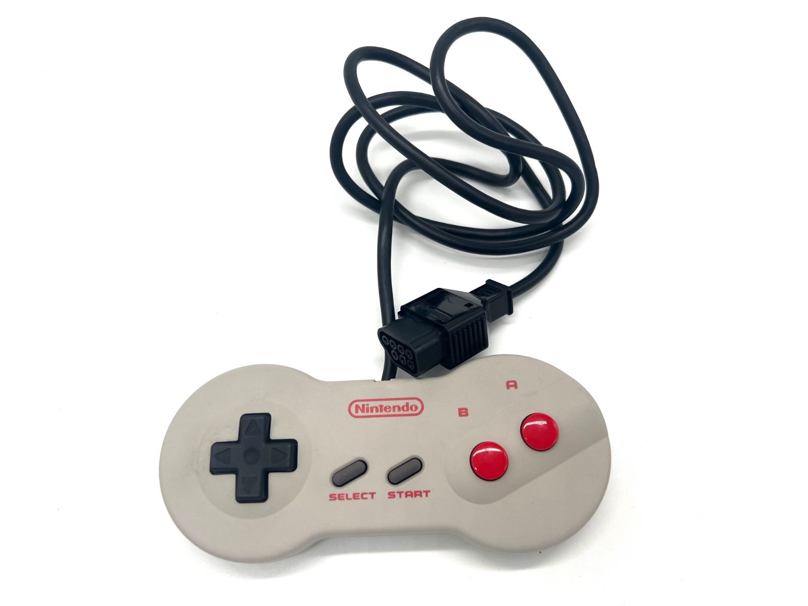 Nintendo ニューファミコン AV仕様 HVC-NFF 箱付 付属品多数 - メルカリ