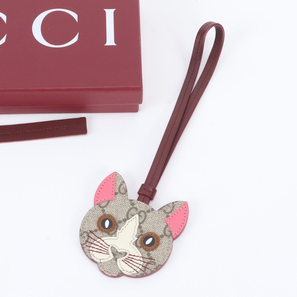 未使用 グッチ GGスプリーム キャット シェイプ チャーム 猫 バッグ チャーム アクセサリー 820787 レザー レディース MMM EI32-4【中古】