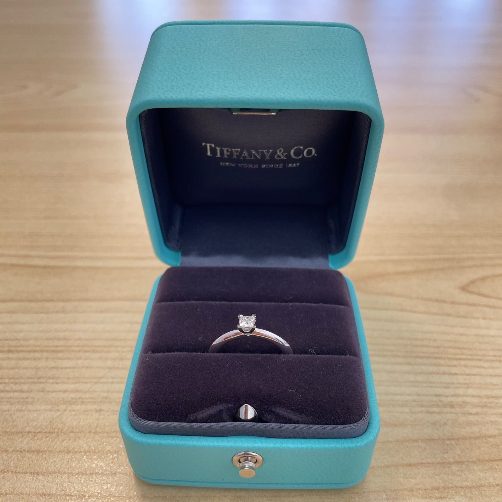 ティファニー　プラチナ　リング　pt.950 指輪　イニシャル Tiffany ティファニー イニシャル刻印無し 指輪 リング PT950 11号
