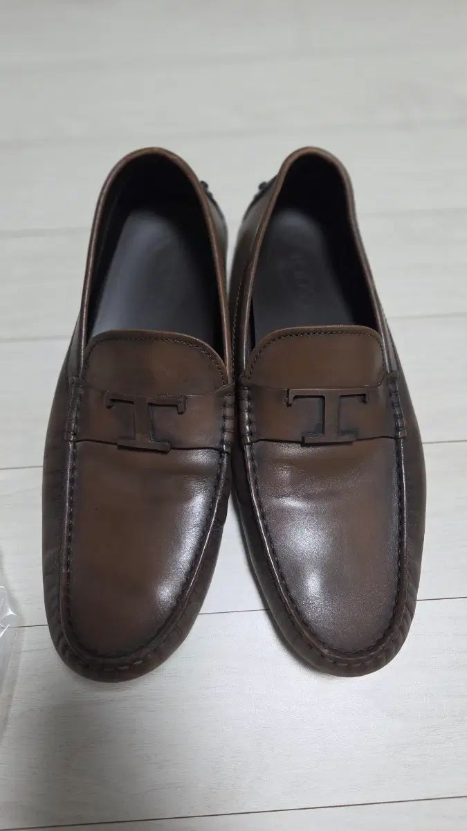 TOD'S トッズ ドライビング ローファー スニーカー 11サイズ (300前後) ほぼ新品 状態