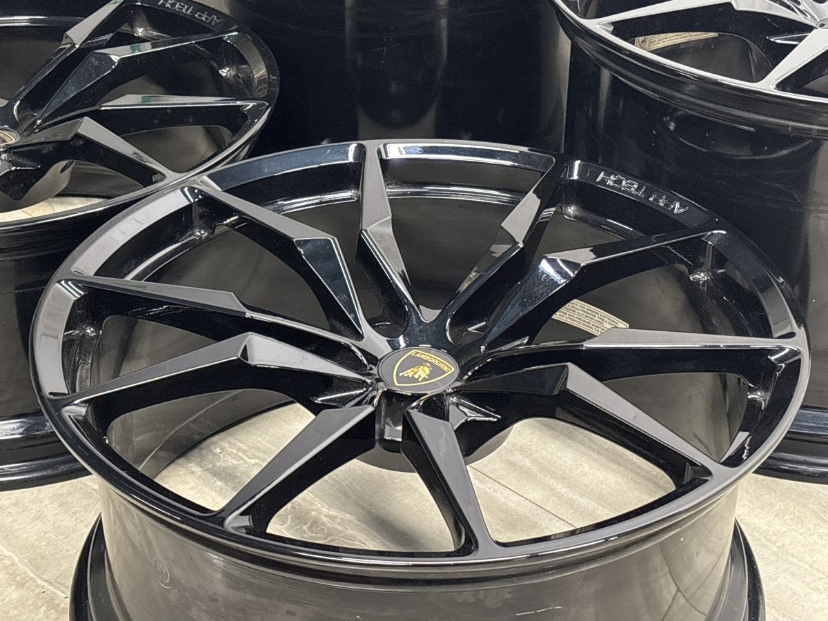 鍛造】ランボルギーニ アヴェンタドール 純正 20in 9J +32.2 PCD112