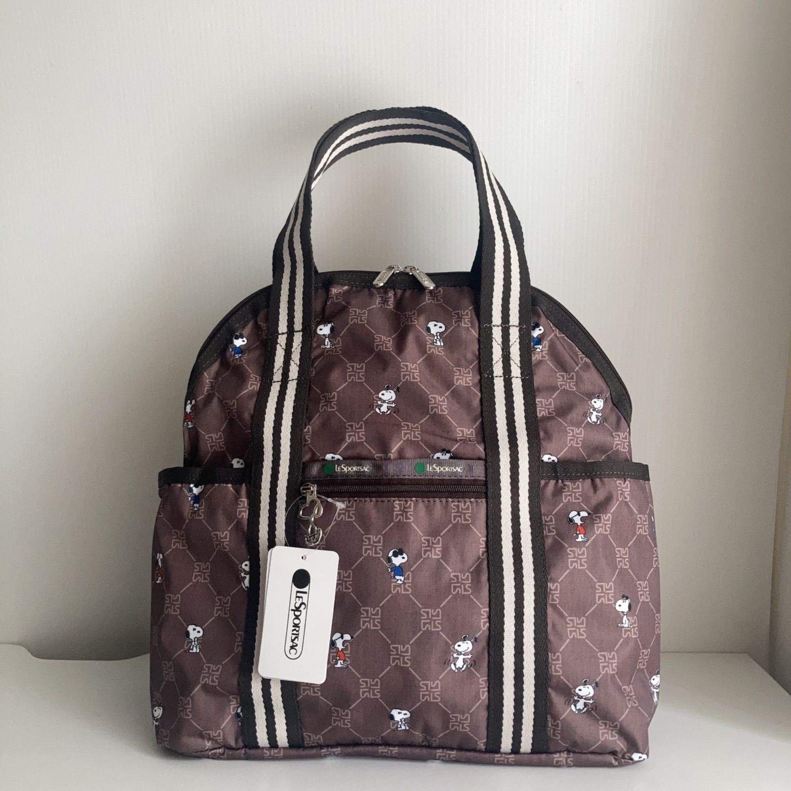 新品　レスポートサック　スヌーピー　リュック　バッグパック　旅行バッグ　2442 レスポ