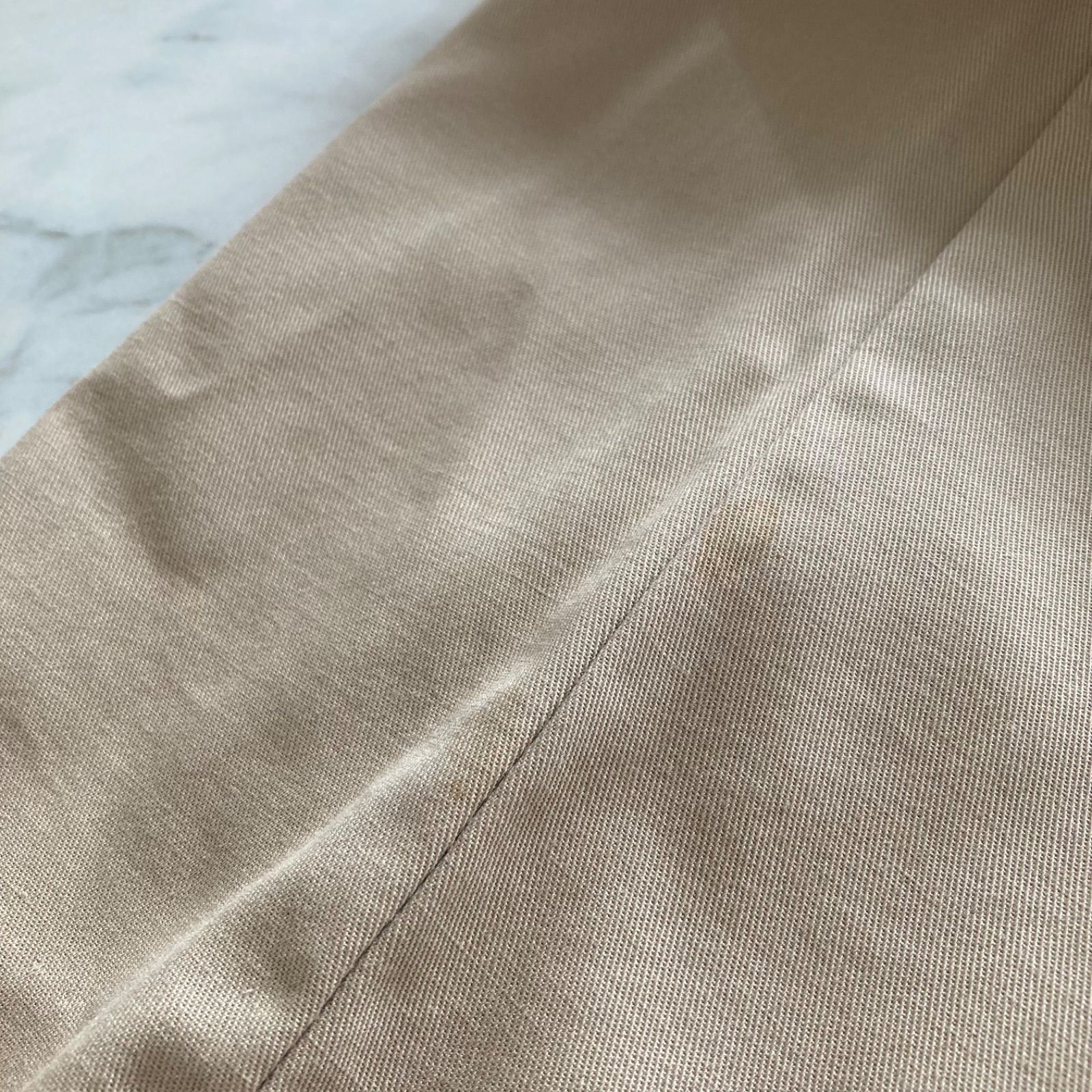 https://assets.mercari-shops-static.com/-/large/plain/2JVGZcNRs9H3AfkWUQmUZM.jpg@jpg