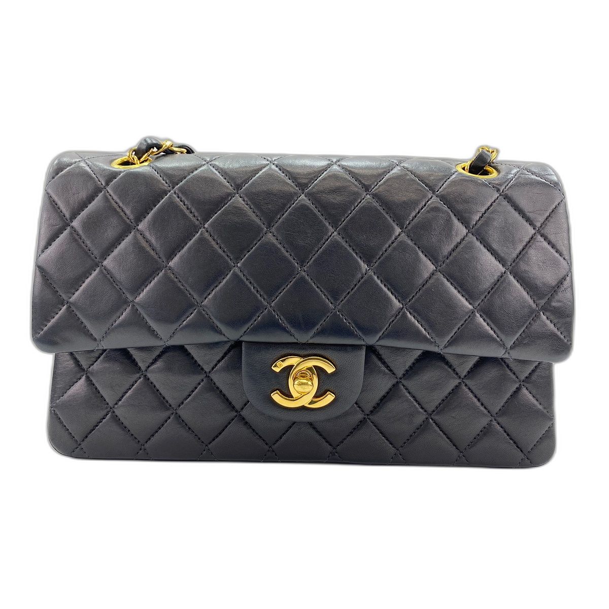 CHANEL シャネル ショルダーバッグ マトラッセ【中古】 426,600円
