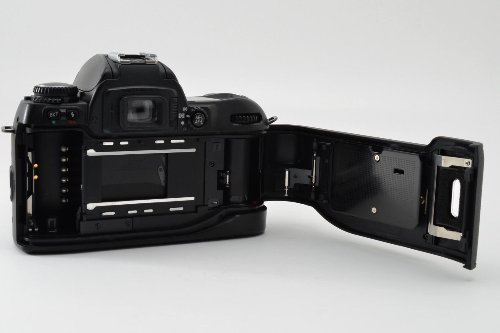 ニコン Nikon F80 フィルム一眼レフカメラ - メルカリ