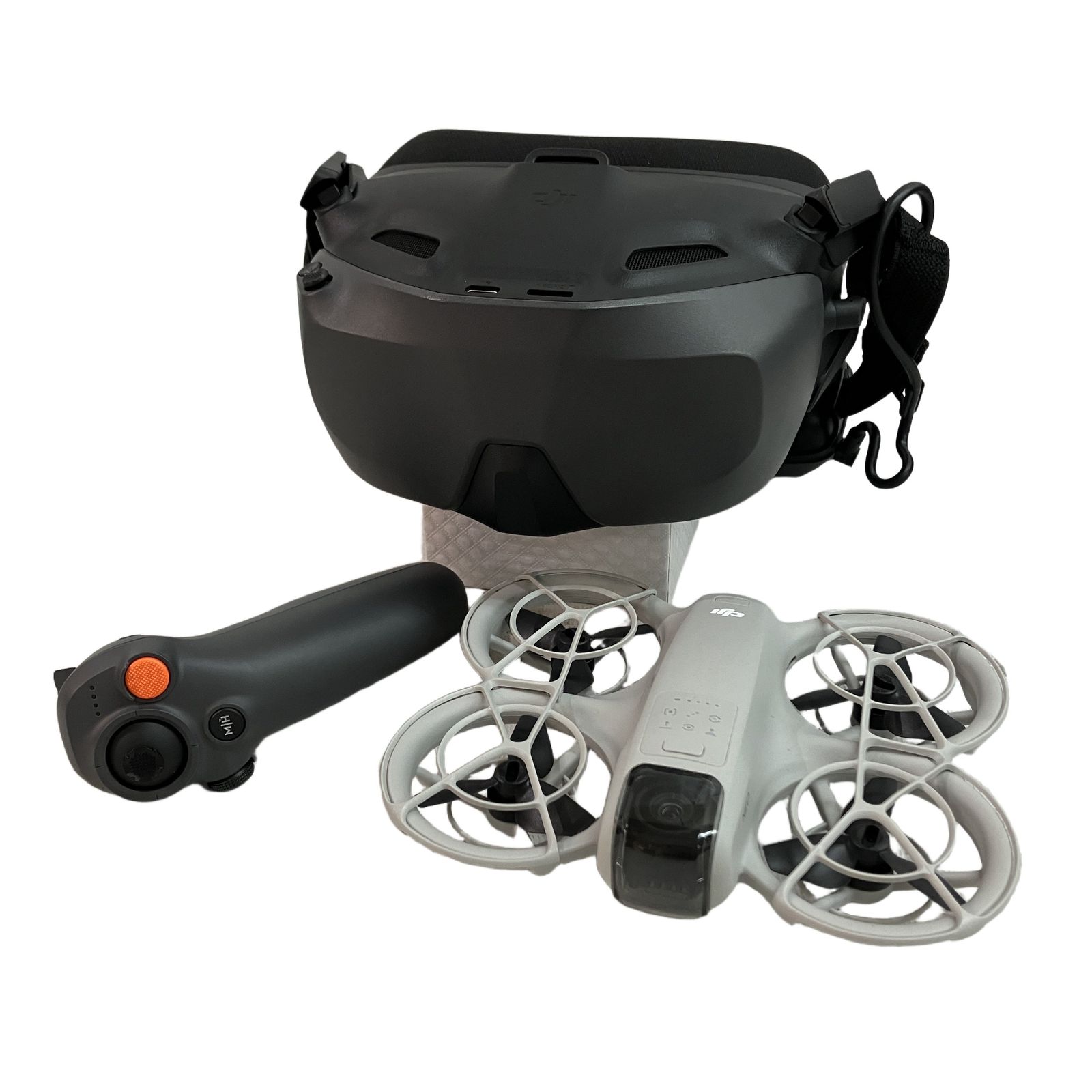 DJI Neo Motion Fly More Combo Drone FPV Goggles Transmitter 3 Batteries Charging Hub Set with Case Used Beautiful C11498267
