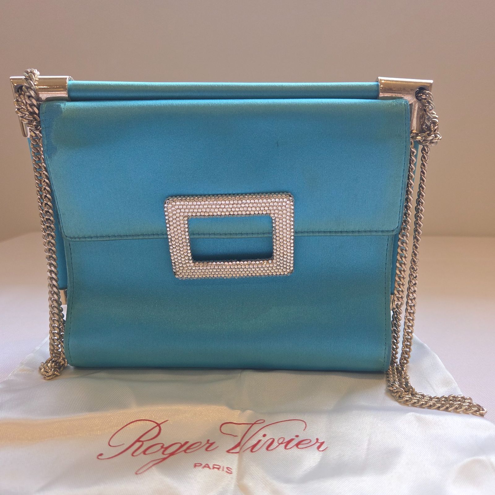 Roger Vivier ロジェ ヴィヴィエ バッグ チェーン ショルダーバッグ クラッチバッグ ブルー サテン 2way 青