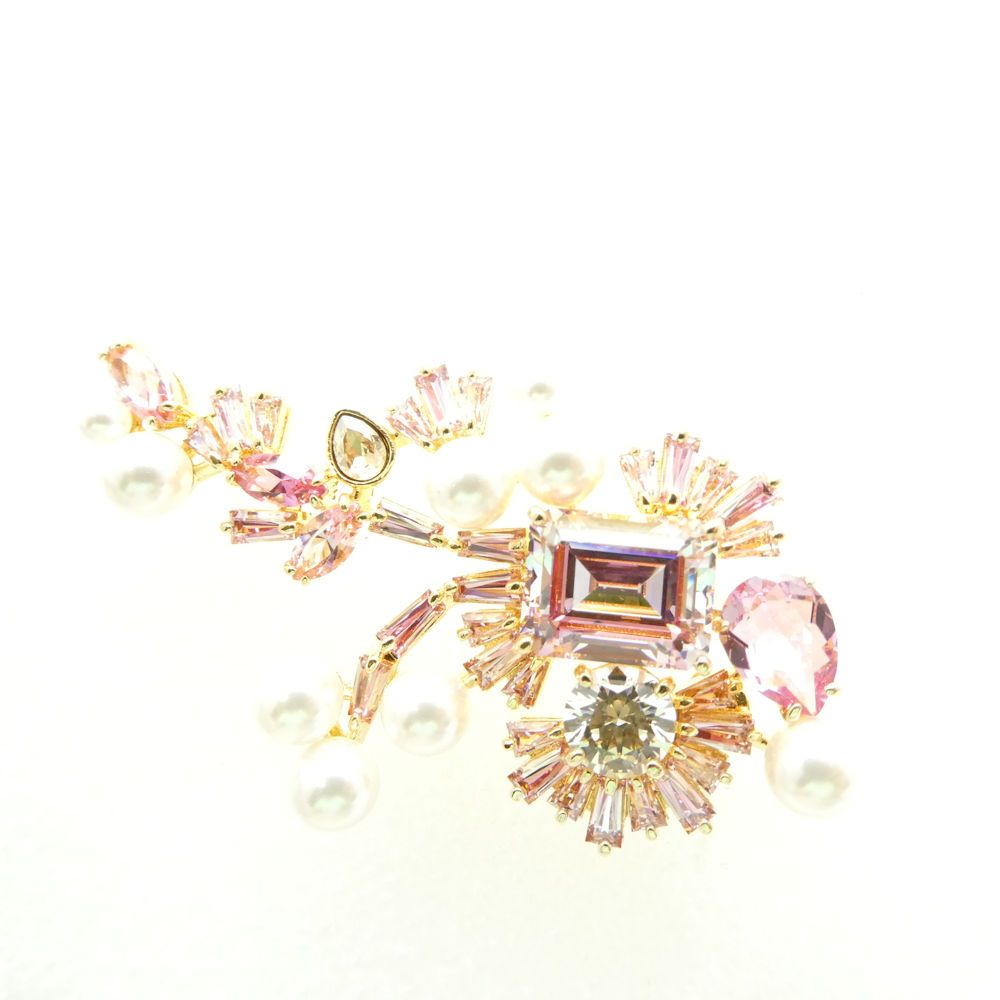 未使用 SWAROVSKI スワロフスキー Gema ブローチ レディース AM9292 7,104円