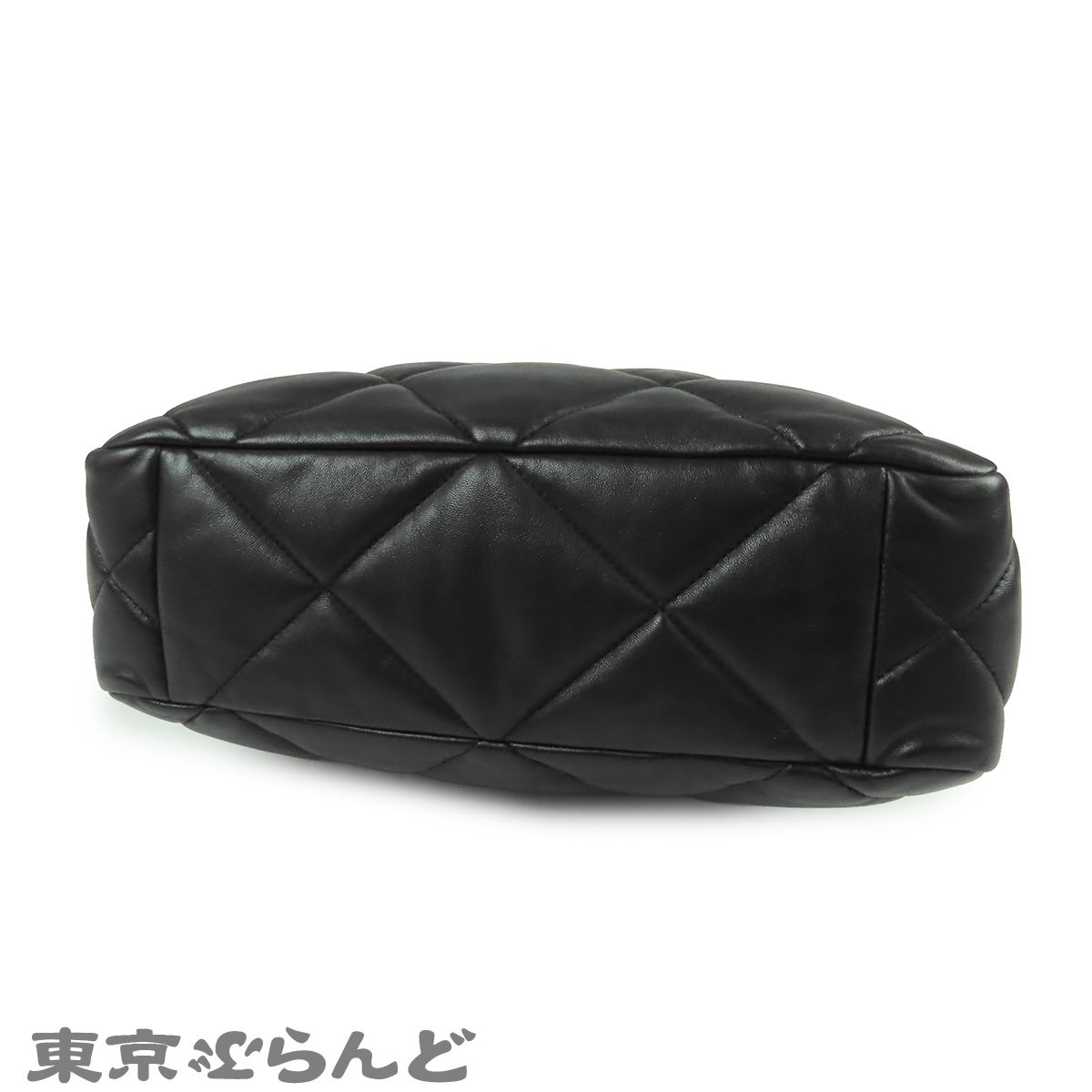 シャネル　シルバーチェーン　黒　マザーズバッグ　トートバッグ シャネル CHANEL シャネル 19 AS3519 ブラック 黒 ゴールド金具