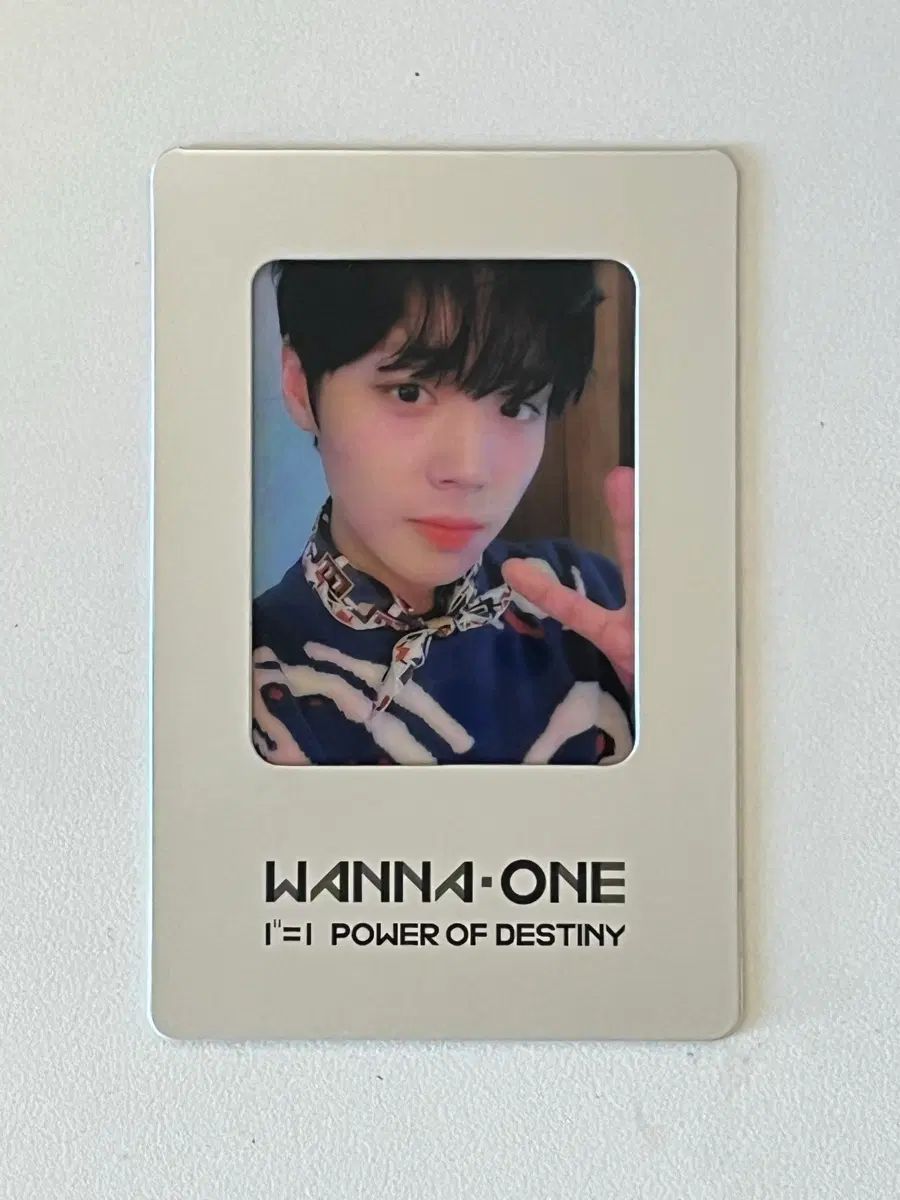 パク・ジフン(PARK JIHOON) Wanna One（ワナワン） トレカ 公式販売サイト