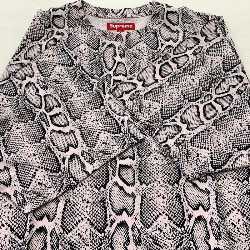 Supreme スネーク柄 Tシャツ Sサイズ supreme tシャツ」の人気商品一覧