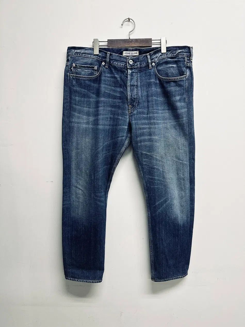 STONE ISLAND ストーンアイランド ワッペン ロゴ Indigo ウォッシュ デニム パンツ ズボン (40インチ)